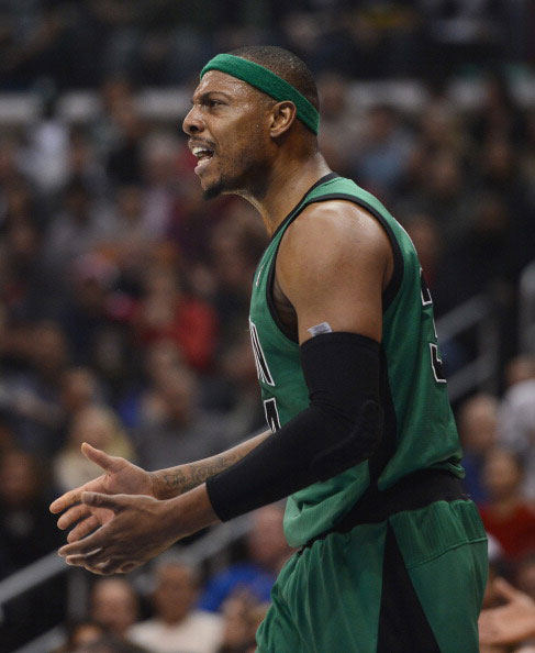 罗克回应转会传闻：我在帕尔梅拉斯很开心，只想留在这里