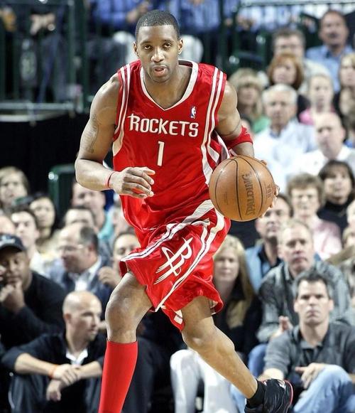 兰杜奇：上半场我们没拉开阵型宽度，踢得有点像一群小鸡