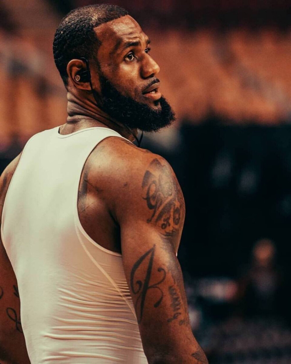 尼克斯vs爵士前瞻：阿努诺比出战成疑，尼克斯主场力争连胜