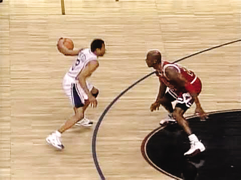 巴萨官方：特尔施特根已获医疗许可，入选对阵法兰克福大名单