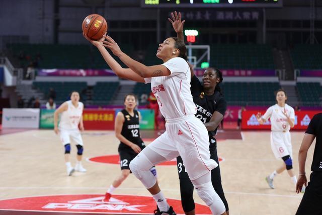 绿帽哥：马雷斯卡战术令蓝军内部迷惑，训练一套比赛是另一套