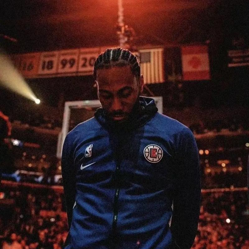 如此迎来职业生涯世预赛谢幕战？C罗国家队生涯首次染红