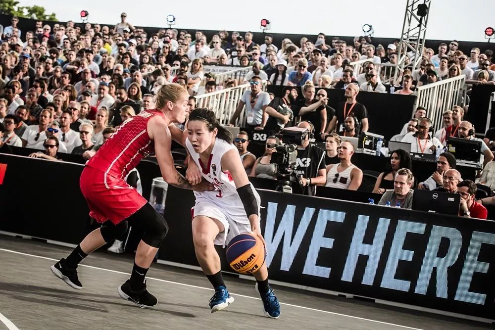 C罗晒精彩倒钩破门视频：谁来起个好标题🤔