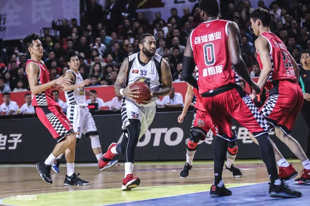 官方：马蒂诺再次出任亚特兰大联主帅，双方签约至2027赛季